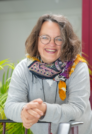 Frau Ina Wenhold